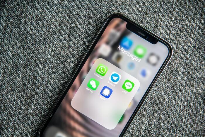 7,LINEで労いの言葉を送ったり心配をしてくる