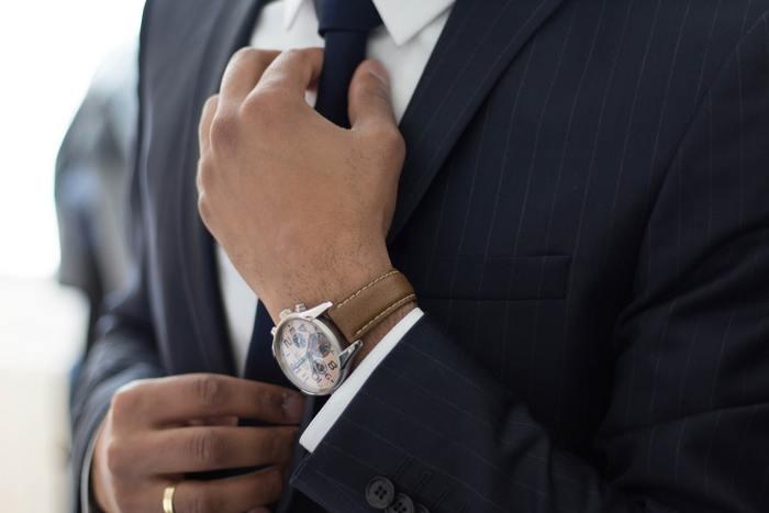 お金を払って愛人を作る男性のタイプと心理