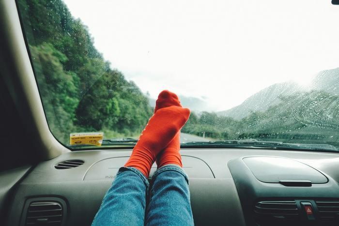 車のどこに座るか？誰を乗せるか？の夢