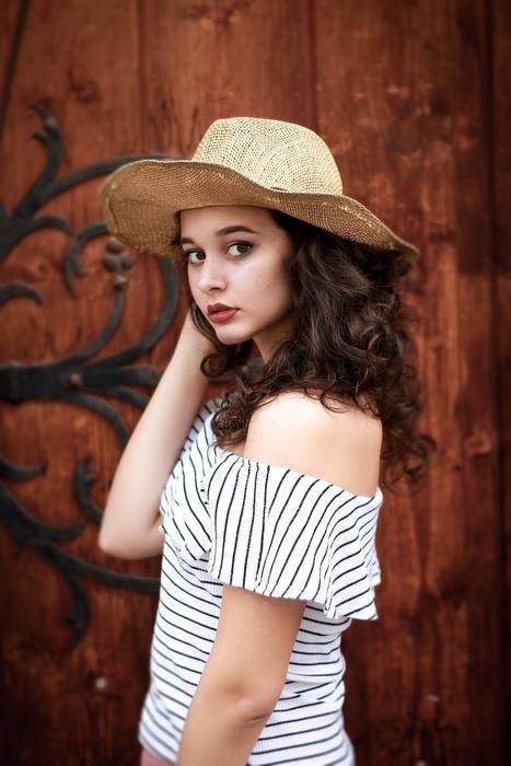 一歩間違えるとイタイ女！強い女性ではなく、ただ気が強い女性の特徴って？