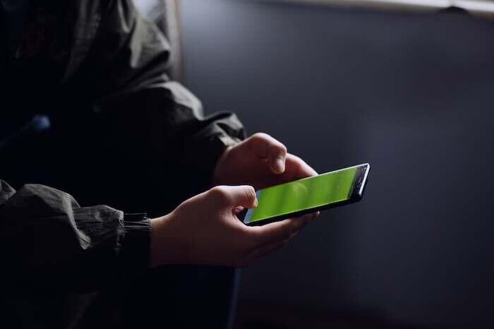 会いたいLINEを付き合ってないのに送ってくる男性は、脈あり度高め！