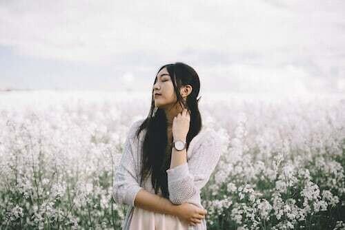 追わない・媚びない・執着しない女性になるために意識すること