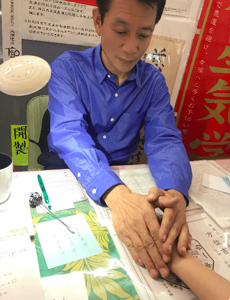 口コミで当たると話題の中華街の占い師、恵先生を徹底取材！鑑定体験もしてきました！