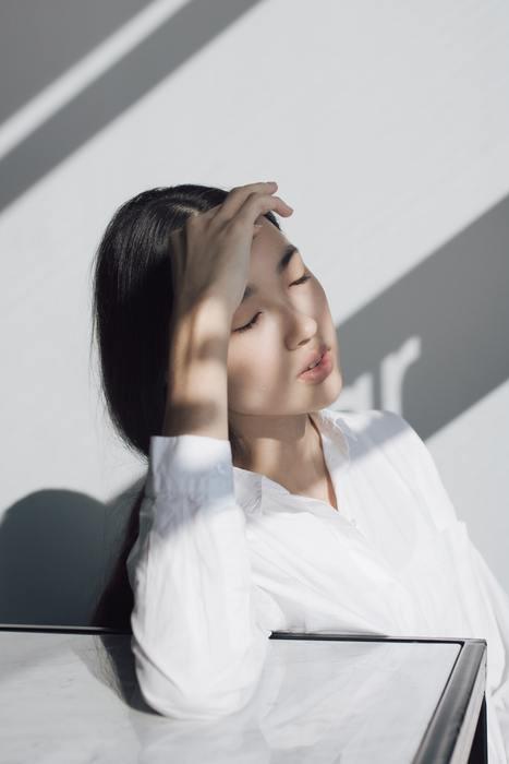 婚活がうまくいかない不安からよく眠れない