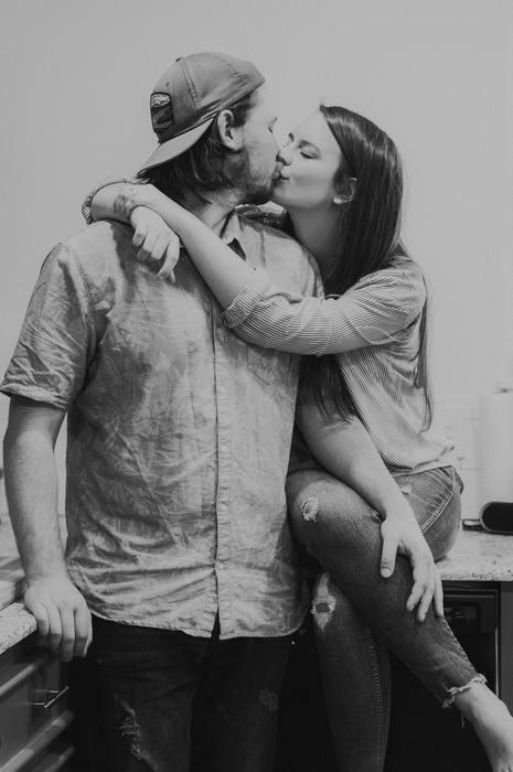 体制①：ホッと癒されたいなら～包み込むような優しい体制のキス