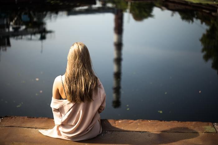 浮気された女性に怒りを感じますか？