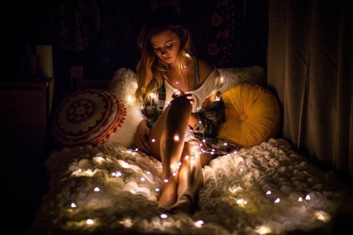 恋愛で眠れない原因と眠る10の方法｜恋煩いで眠れない夜を快適に過ごす対処法