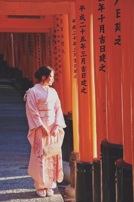 色気のある女性の行動①ゆったり優雅な佇まい