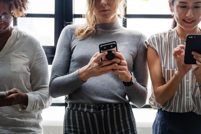 好きな人が既読無視。諦めるべきケースと諦めない方がいいケース