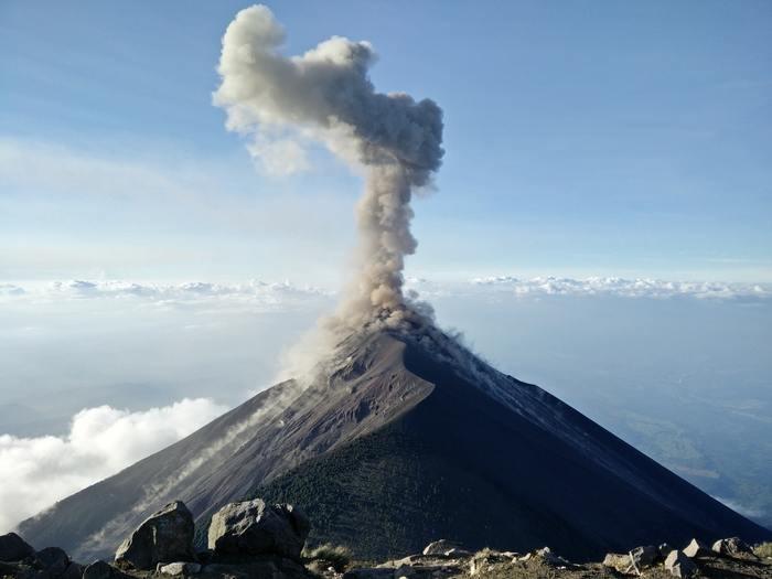 夢占い！火山が噴火する夢