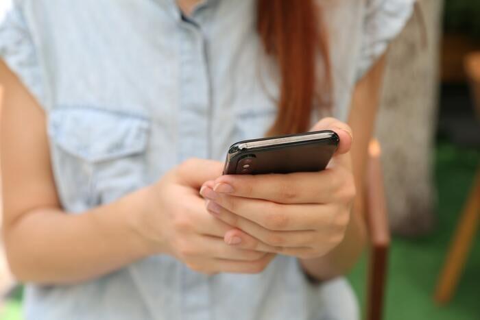 夜になるとラインが来ない男性の理由｜本音を確かめる方法と可愛く返信をおねだりする方法