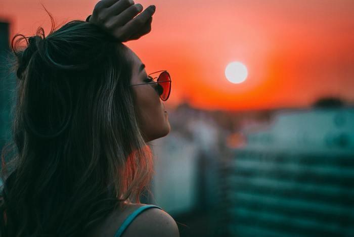 女性が目をそらす時の心理とは？好かれているかどうかを徹底解明！