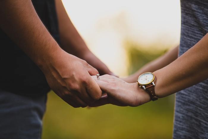 婚約破棄されるかもしれない。でも別れたくない...！