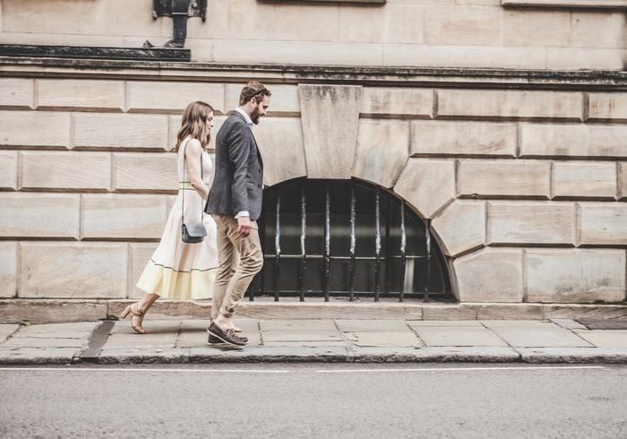 幸せな結婚のために恋人時代に二股をかけるのは、女性の生存戦略