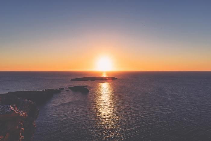 タロットの太陽の逆位置が表す状況
