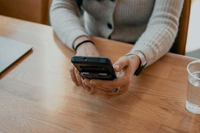 自分から連絡しないと連絡してこない男性が出す脈ありサイン