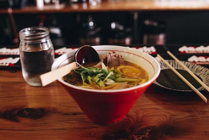 パターン別に夢占い。ラーメンが出てくる夢の意味/心理を解説