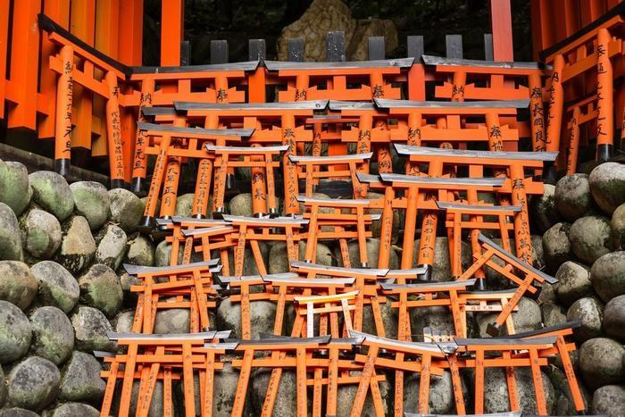 【岩手パワースポット4】鬼の手形が残る巨岩！三ツ石神社