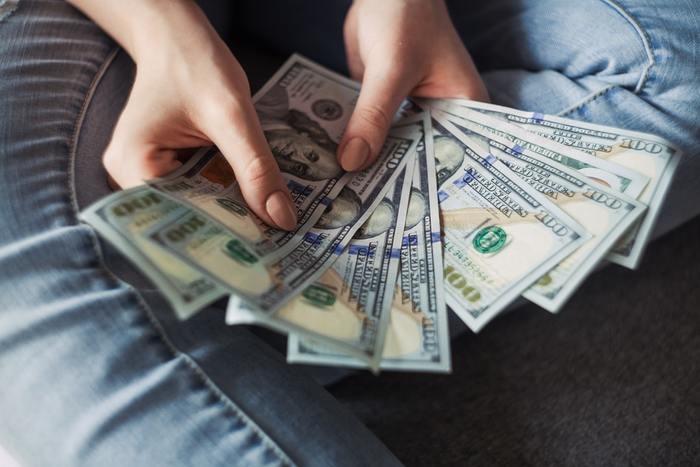 そして西枕は金運アップ！商売繁盛にも効果的！
