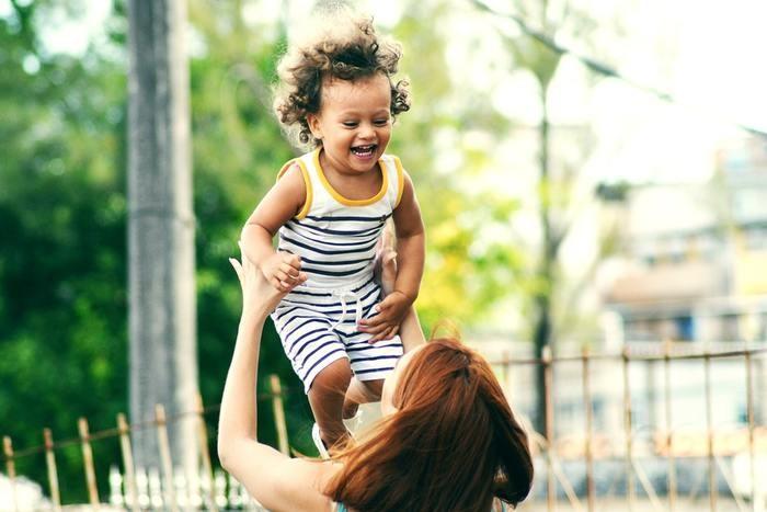 デメリット：子育てを経験することができないし、わが子の可愛さを知ることもできない