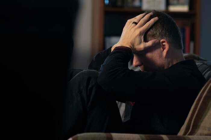 元彼から2年ぶりに連絡がきたのは何故？男性心理と対処法を解説