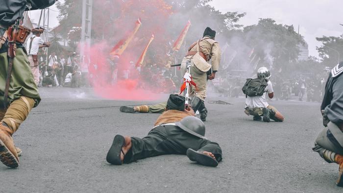 友達が戦争に巻き込まれている夢
