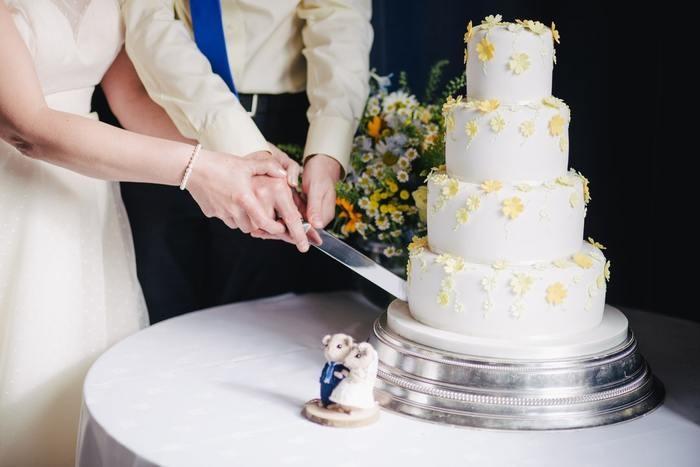 結婚について占った時にソードのキングが逆位置で出た時の基本的な意味