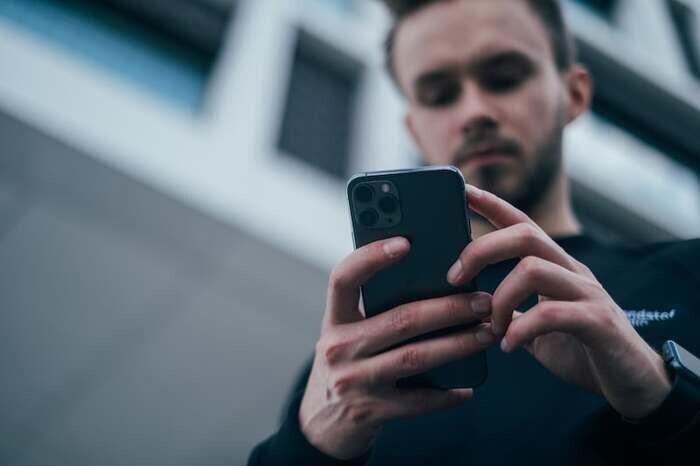 LINEでキープしようとする男性の特徴4選