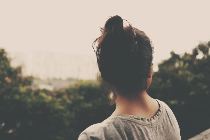 笑わない人は話しかけている人の事を嫌いなのかと思ってしまう。