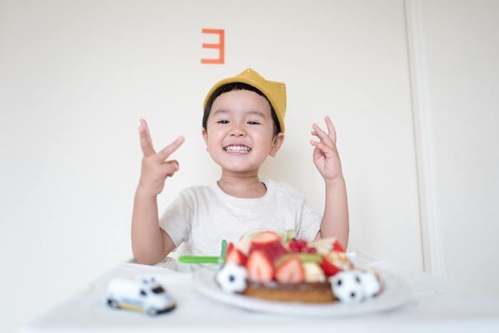 《将来授かる子供の人数と性別》生年月日で占います。