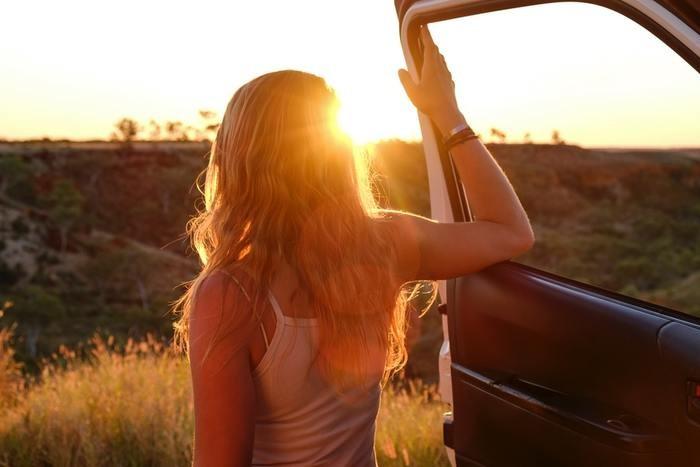 「元彼が車に乗って現れる夢」を見た時の対応策