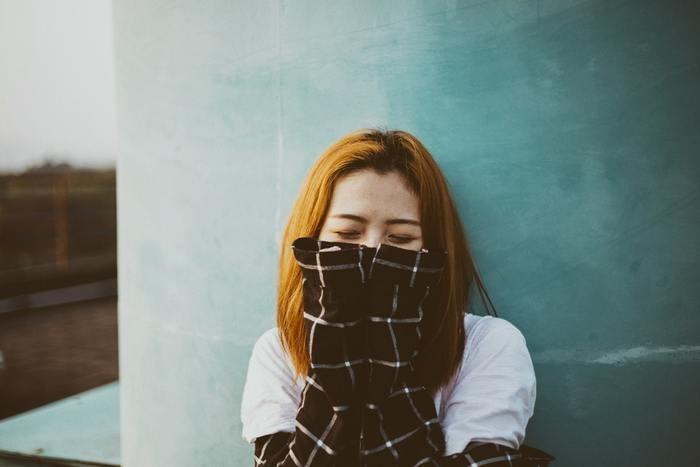 目を合わせるのは気があるから？目を合わせる人の心理からNG行動まで