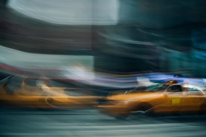 自分がタクシーを運転する夢