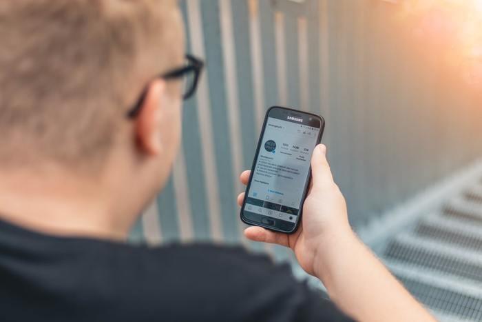 男性が理想的だと感じている、彼女との電話の頻度