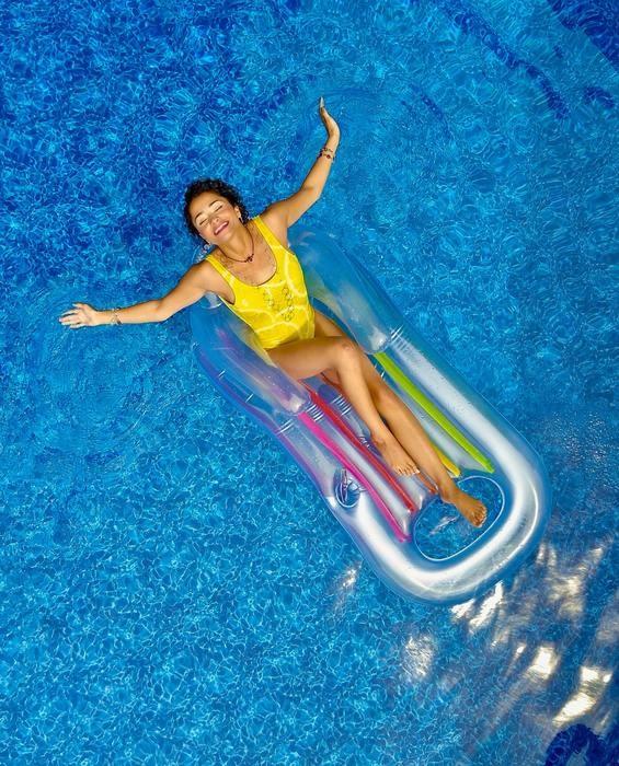 夏休みはプール・海でドキドキデート