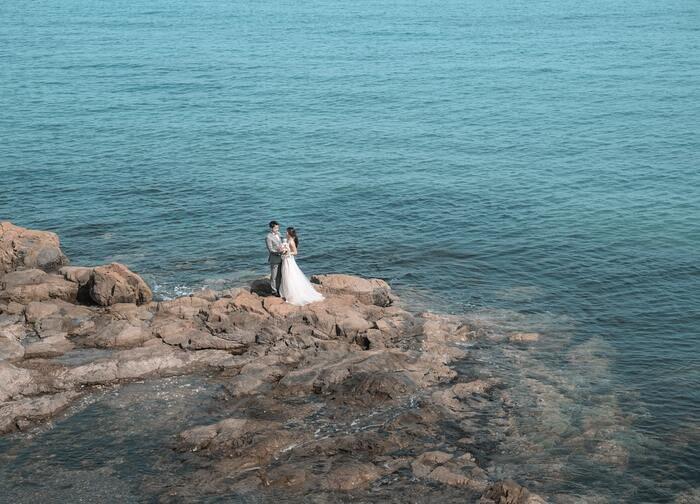引き寄せの法則で復縁結婚を叶えることはできる？【MIRORの恋愛Q&A】