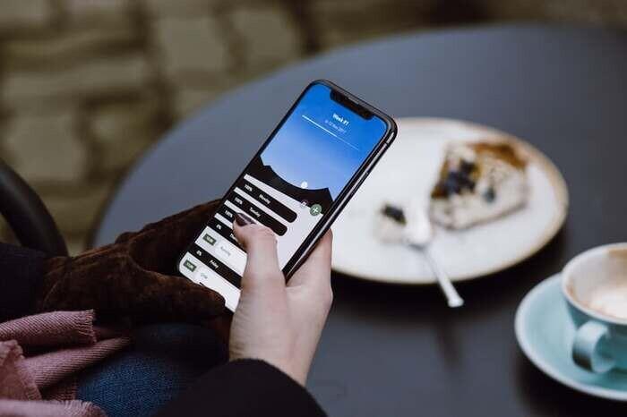 【最新裏ワザ】iphoneのロックを解除して浮気チェックしよう！