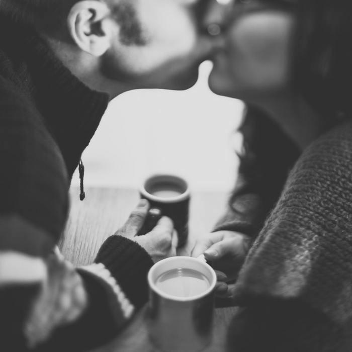 女性に捧げるキスのコツ。上手なキスで彼を惚れさせて