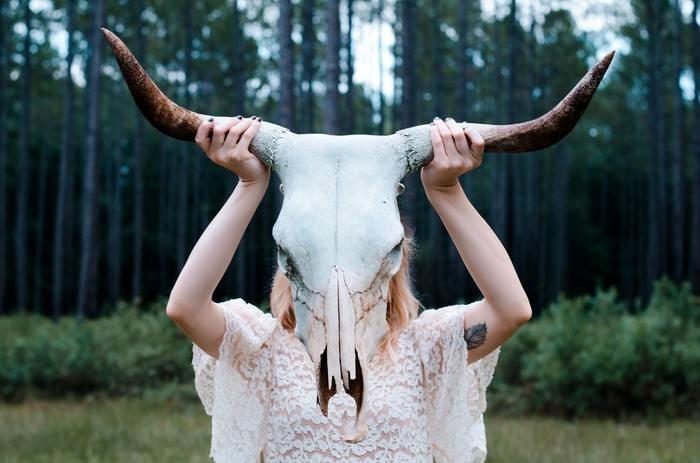 最低な女に振り回されたくない人へ！最低な女の言動や性格の特徴とかわし方