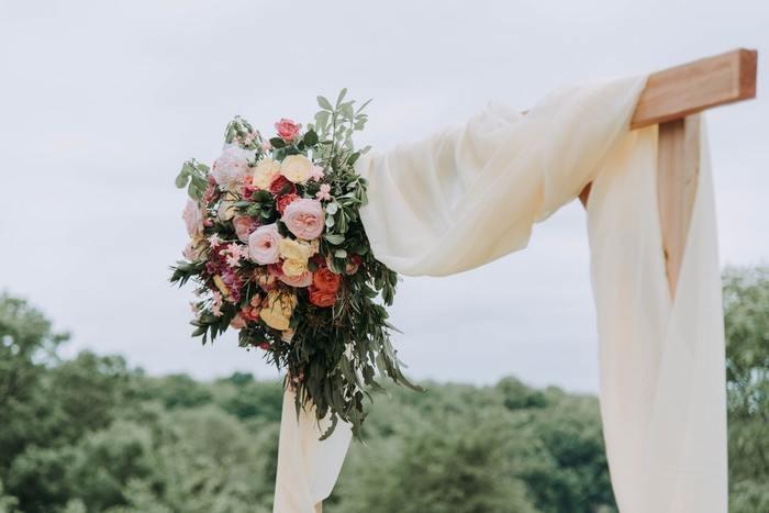 ③結婚線が長くて太陽線と接する