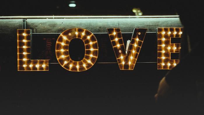 既婚者に好意をもたれるのは、優し過ぎるせいかも？
