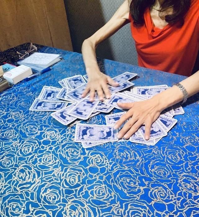 シャクティー・レイ先生の鑑定スタート！