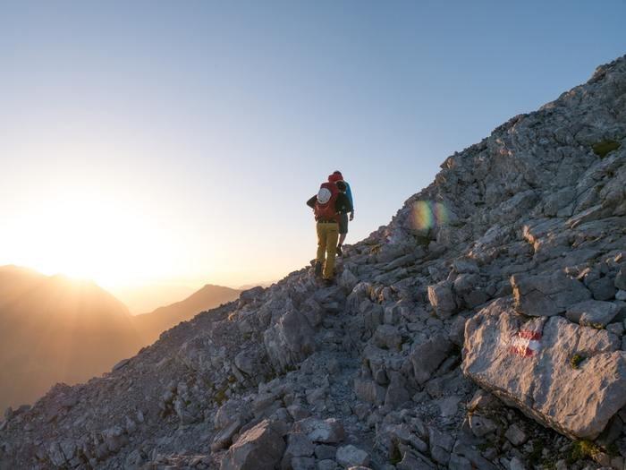 夫婦じゃない男女二人きりの登山は不倫？夫が怪しい時の確かめ方