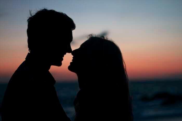 男性が運命の女性だと感じたときに見せる行動