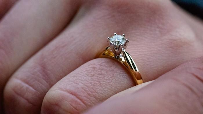 夫が嫌いなのに離婚しない理由