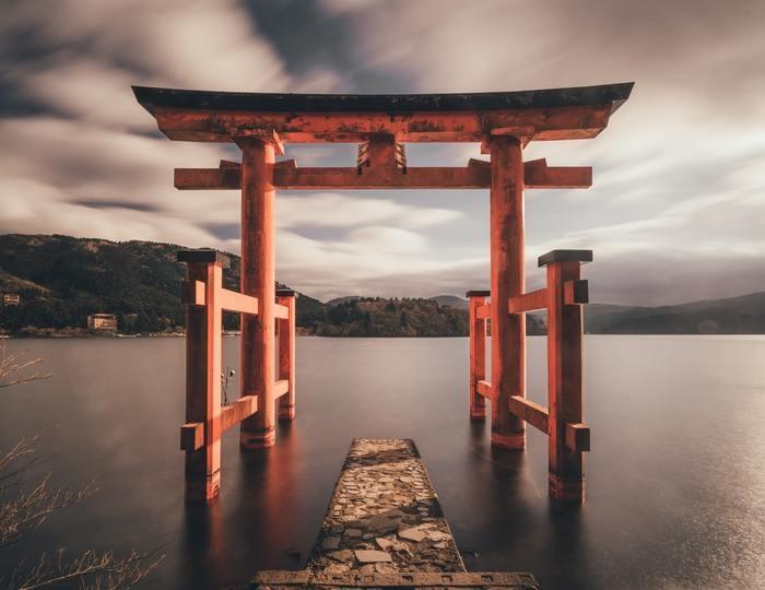 全国の霊感・霊視に強い占い師7選！
