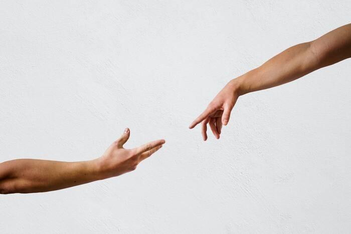 【スピリチュアル】肌が合うから離れられない相手はどんな存在？メッセージとツインレイの場合の特徴