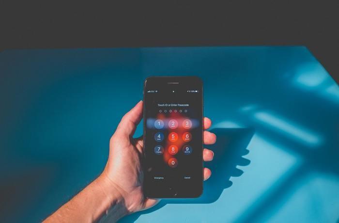 スマホのパスワードを事前に把握しておく