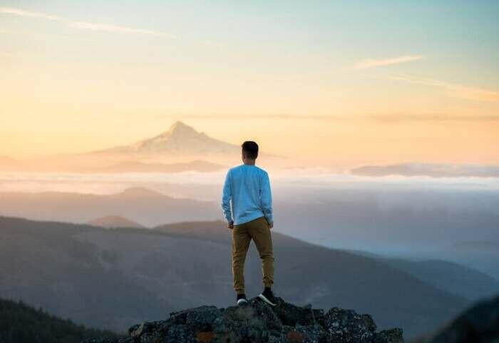 好きなのに好きと言わない男性の愛情表現とは？不器用な男性心理と好きと言わせる方法