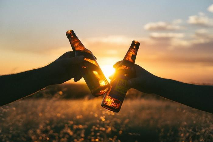 元彼が元カノを飲みに誘う心理って？飲みにいく注意点と復縁の秘訣